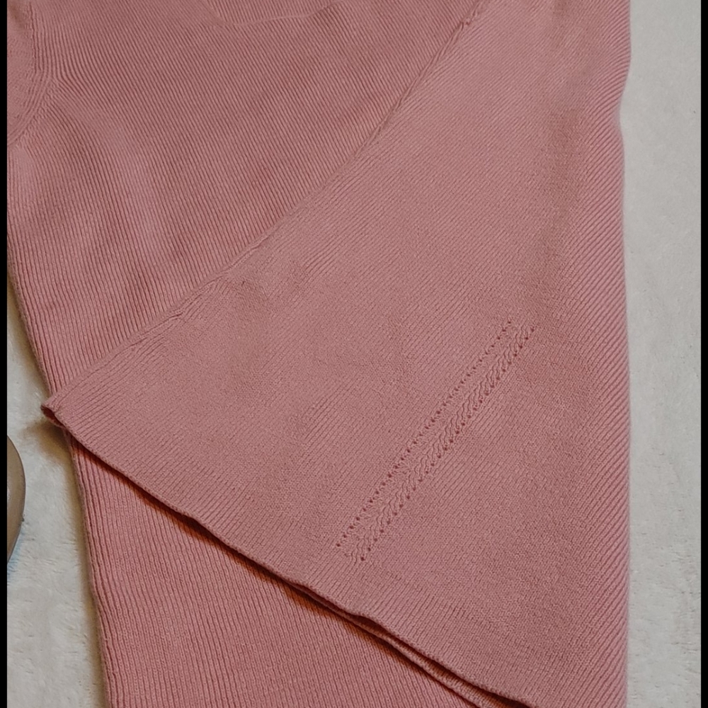 Pink Top - Picture 4 of 5